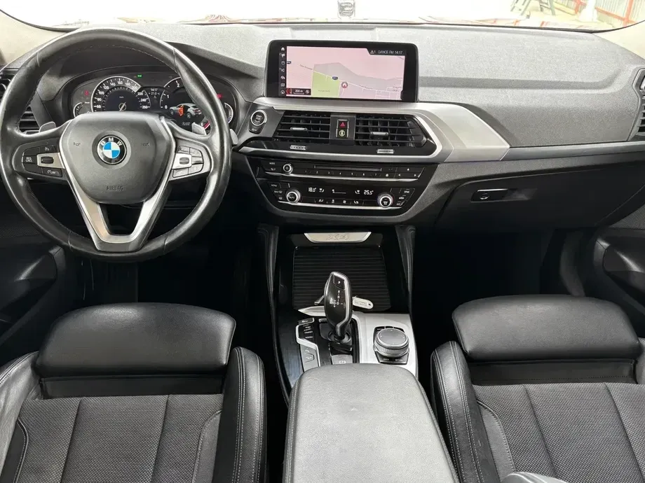 BMW X4 xDrive20d Advantage — imagine 5