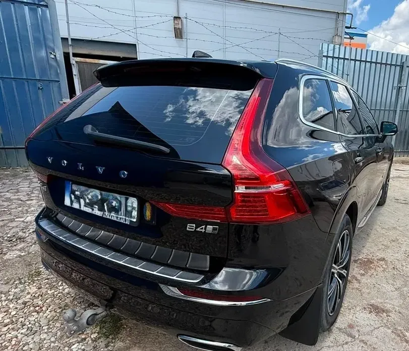 Volvo XC 60 II B4 MHEV AWD Inscription — imagine 4