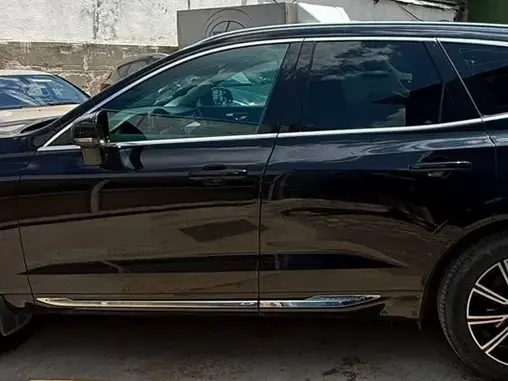 Volvo XC 60 II B4 MHEV AWD Inscription