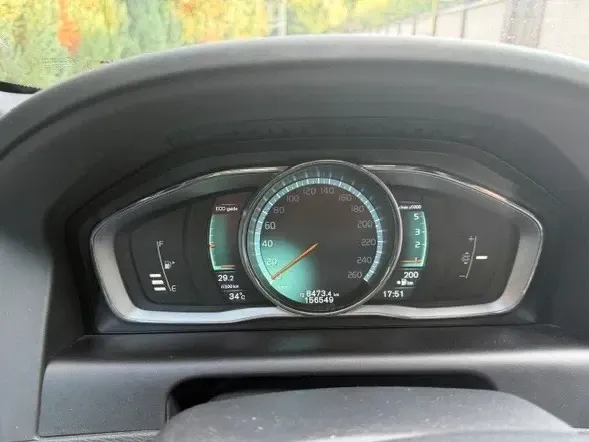 Volvo XC 60 I D3 Momentum — imagine 4