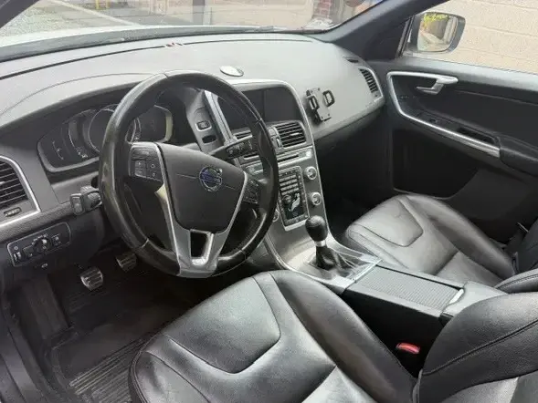 Volvo XC 60 I D3 Momentum