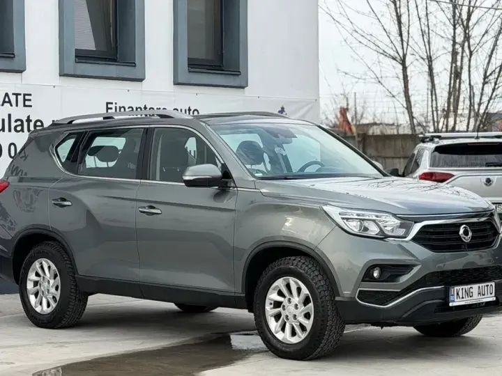 SsangYong REXTON 2.2 e-XDi 220 4WD Aut. Quartz