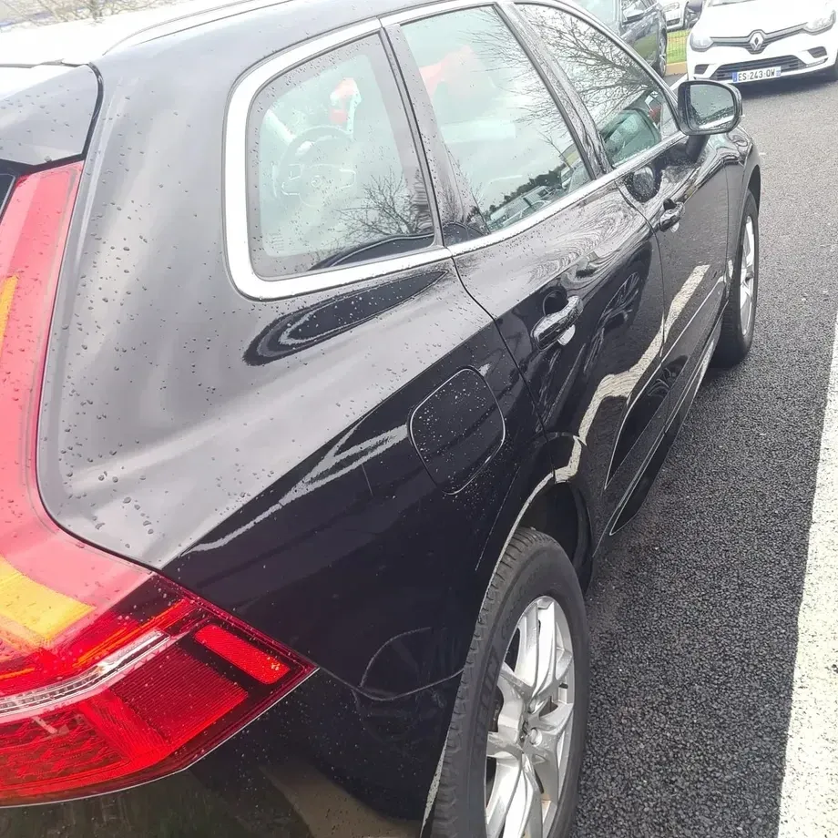 Volvo XC 60 II D4 Momentum — imagine 3