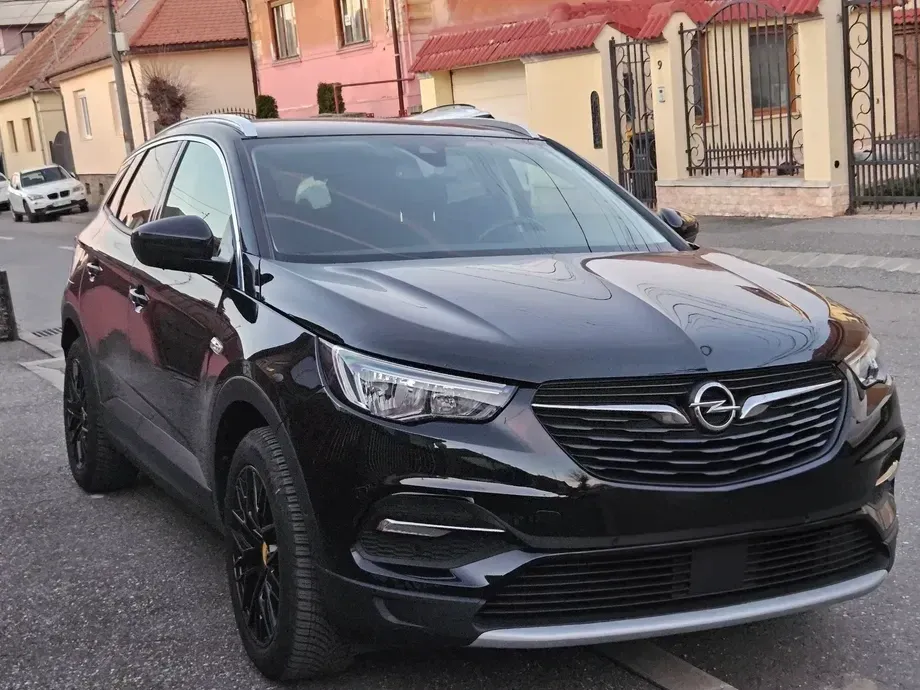 Opel Grandland X 1.2 Start/Stop Automatik Business Elegance — imagine 2