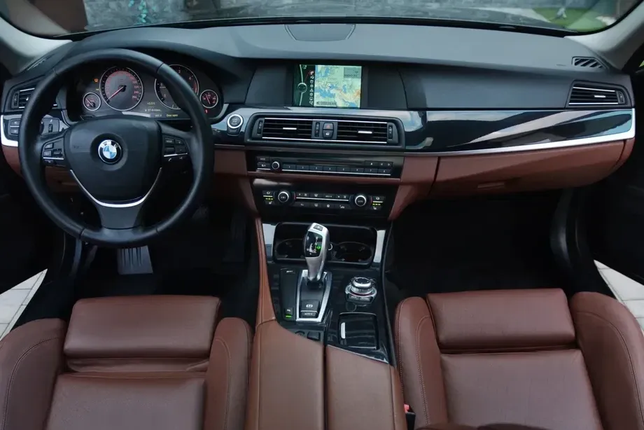 BMW Seria 5 520d Sport-Aut. — imagine 5
