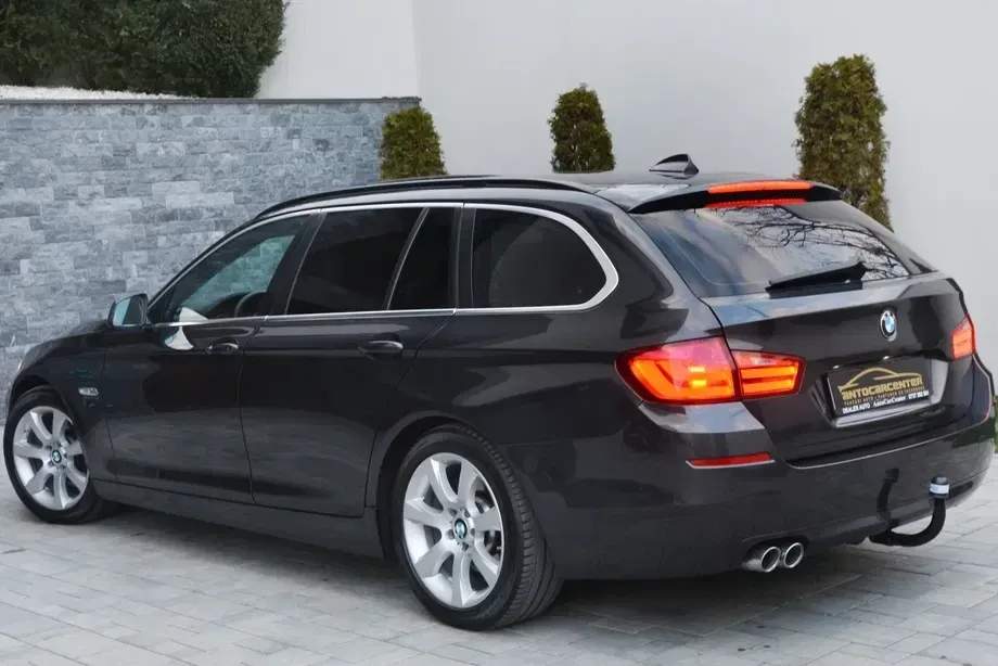 BMW Seria 5 520d Sport-Aut. — imagine 3