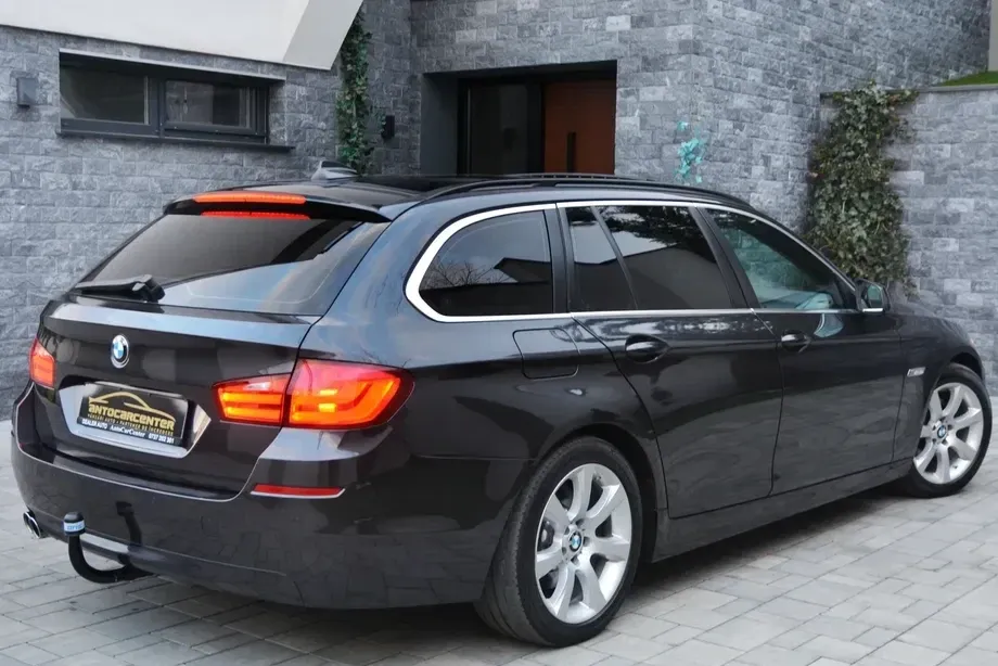 BMW Seria 5 520d Sport-Aut. — imagine 4