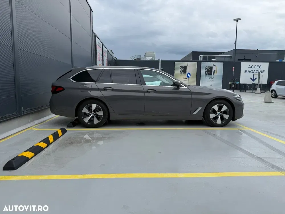 BMW Seria 5 G30/G31 [2017 - Prezent] 520d AT MHEV — imagine 4