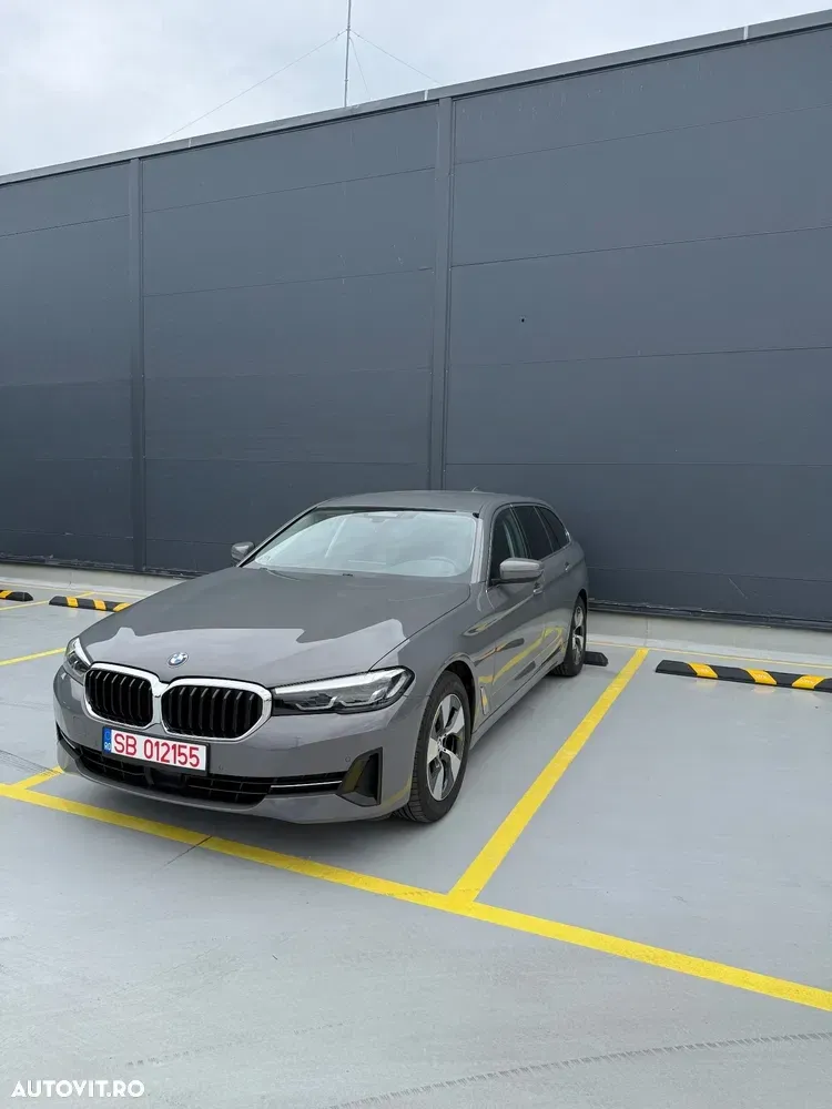 BMW Seria 5 G30/G31 [2017 - Prezent] 520d AT MHEV — imagine 2