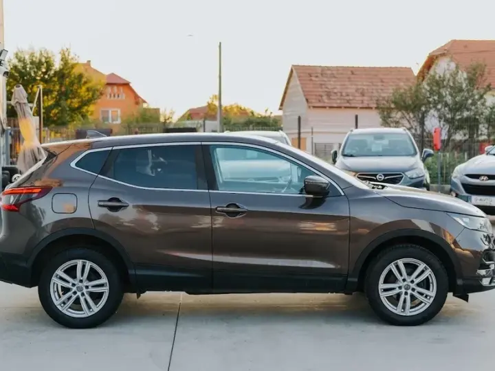 Nissan Qashqai II 1.2 DIG-T N-Connecta
