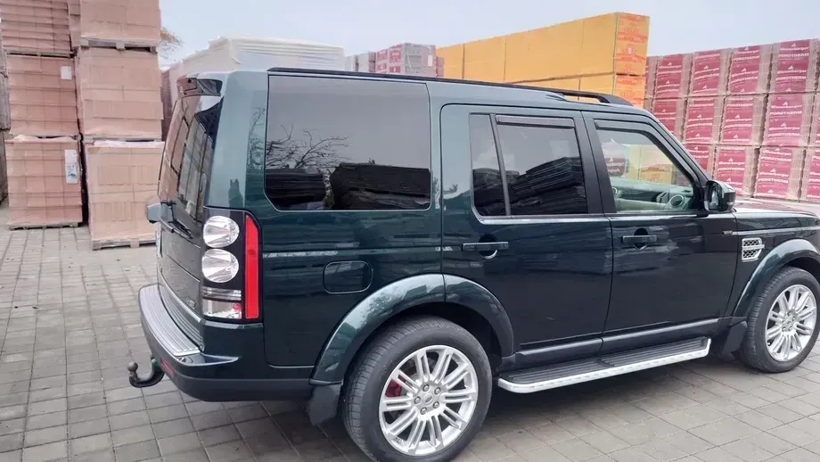Land Rover Discovery IV 3.0 L SDV6 HSE Aut. — imagine 2