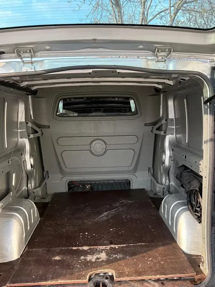 Opel Vivaro L2H1 — imagine 5