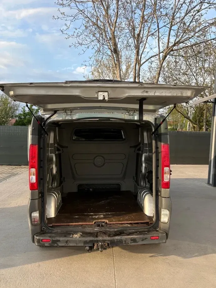 Opel Vivaro L2H1 — imagine 6