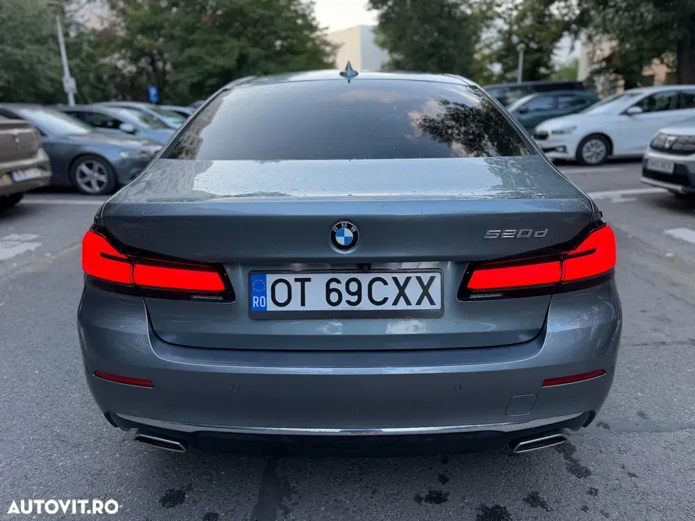 BMW Seria 5 G30/G31 [2017 - Prezent] 520d AT MHEV — imagine 3