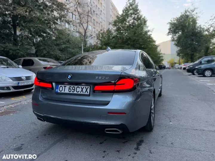 BMW Seria 5 G30/G31 [2017 - Prezent] 520d AT MHEV