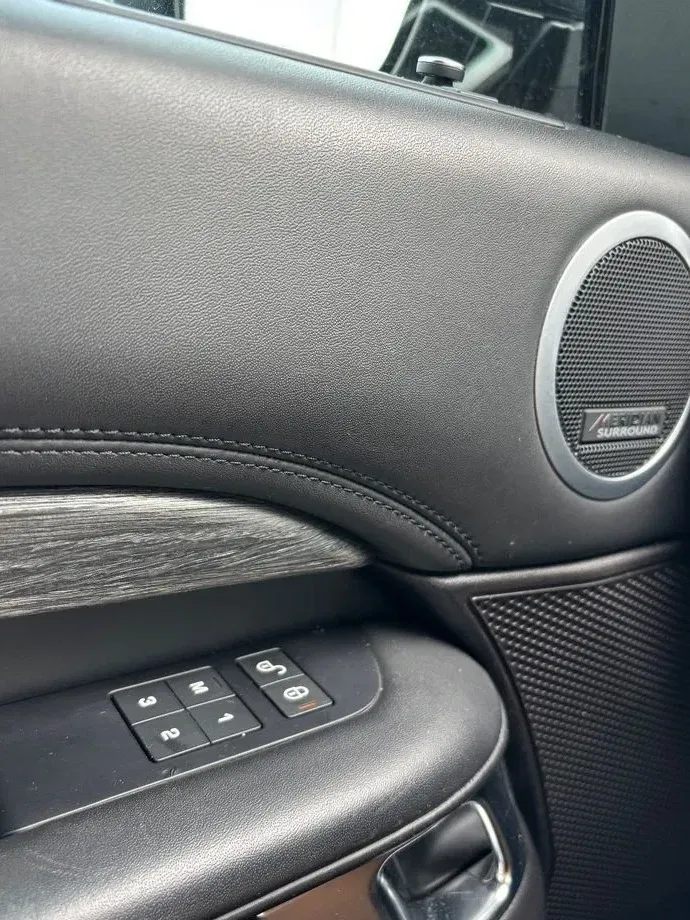 Land Rover Discovery V 3.0 L TD6 HSE Luxury — imagine 6