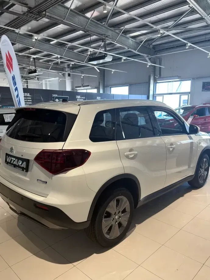 Suzuki Vitara III 1.4 Boosterjet 6AT MHEV Passion — imagine 5