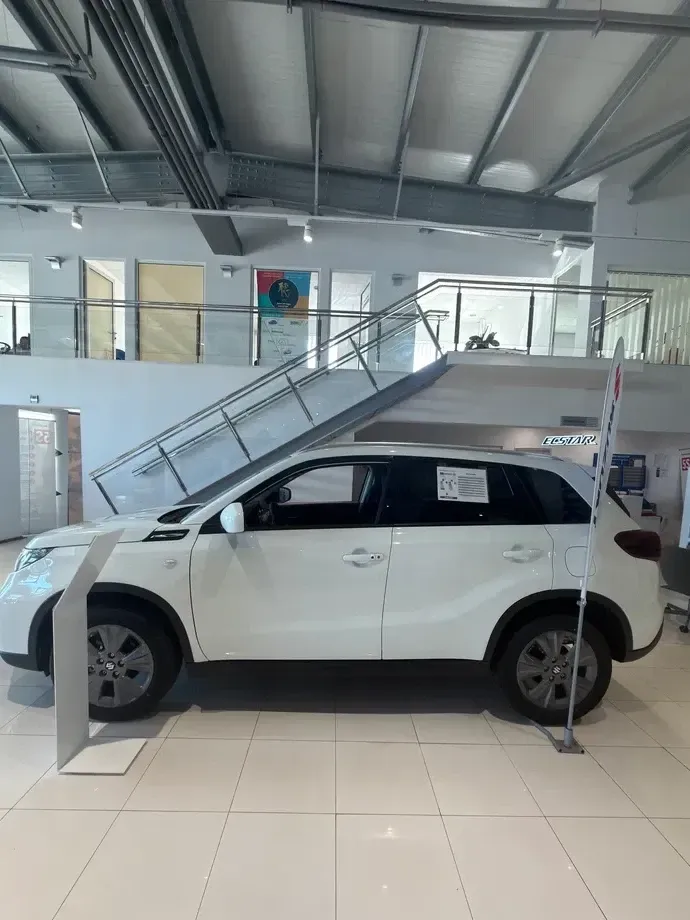 Suzuki Vitara III 1.4 Boosterjet 6AT MHEV Passion — imagine 3