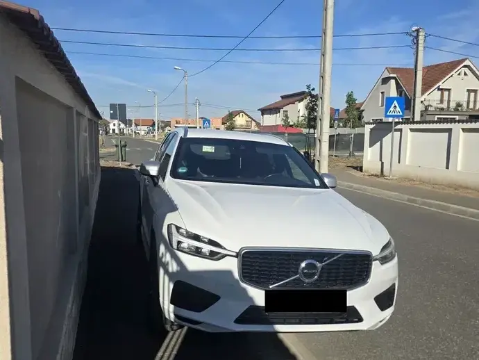 Volvo XC 60 II D4 AWD R-Design