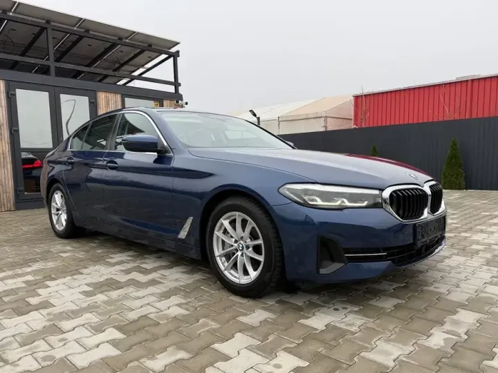 BMW Seria 5 G30/G31 530d xDrive Aut. Luxury Line