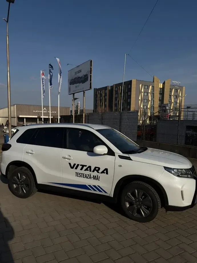 Suzuki Vitara III 1.4 Boosterjet 6MT AllGrip MHEV Passion — imagine 5