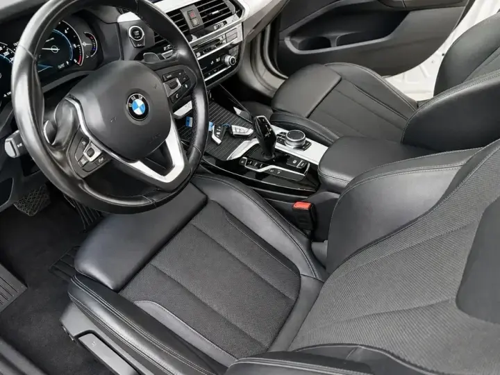 BMW X3 G01 xDrive20d AT xLine