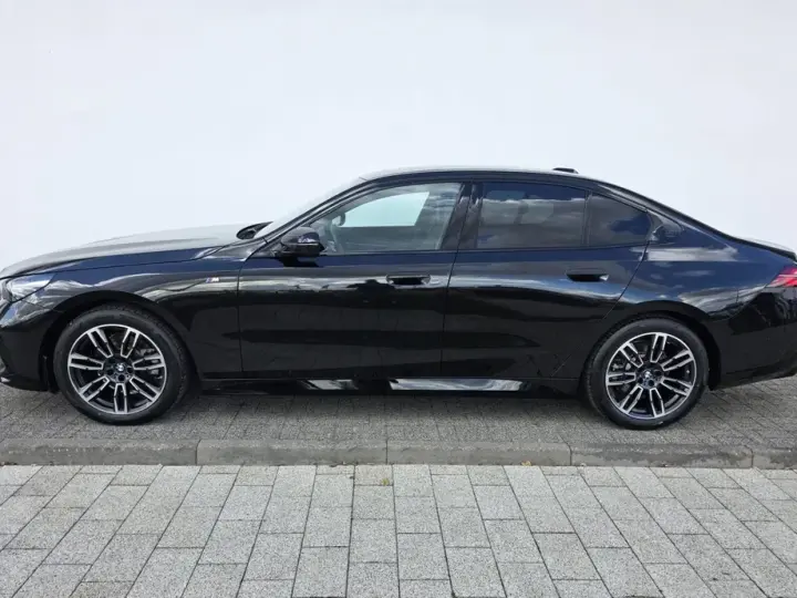 BMW Seria 5 G60/G61