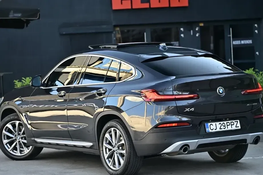 BMW X4 G02 xDrive30i AT xLine — imagine 3