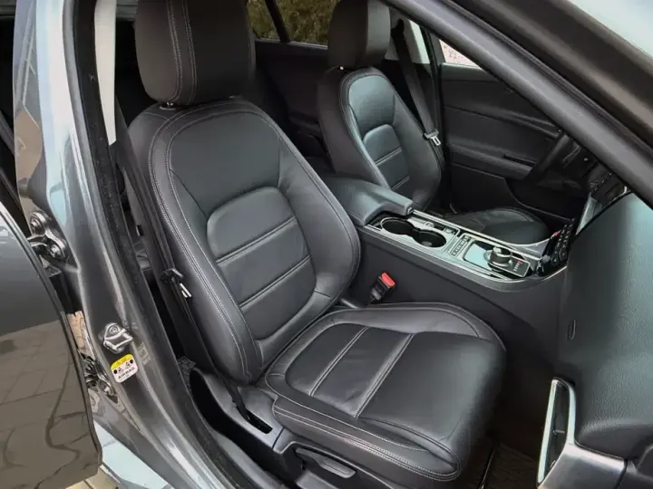 Jaguar XE E-Performance Aut. Prestige