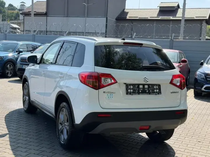 Suzuki Vitara 1.6 DDIS 4X4 Luxus