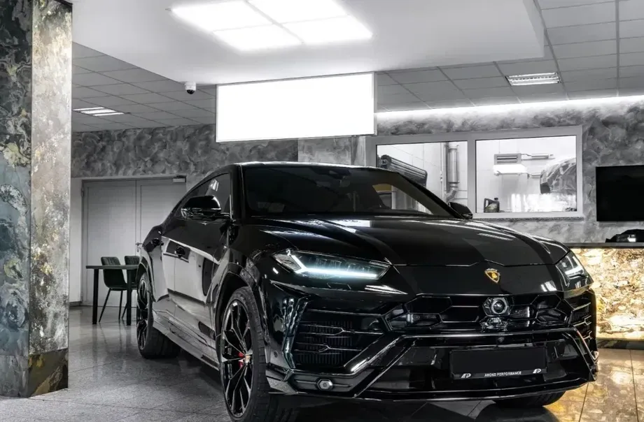 Lamborghini URUS Standard — imagine 3
