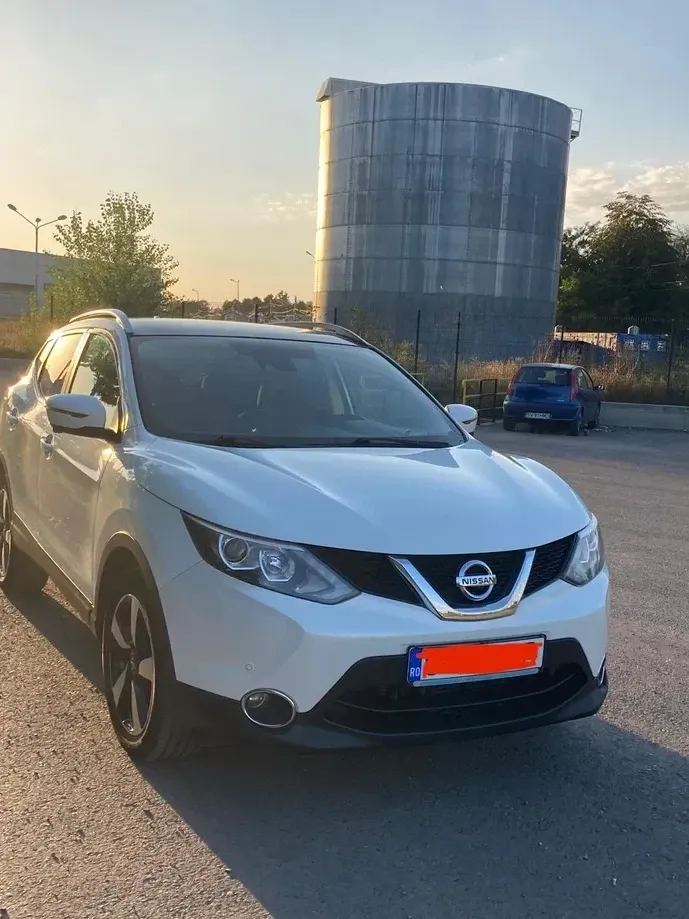 Nissan Qashqai II 1.6 DCI Start/Stop X-TRONIC Tekna — imagine 3