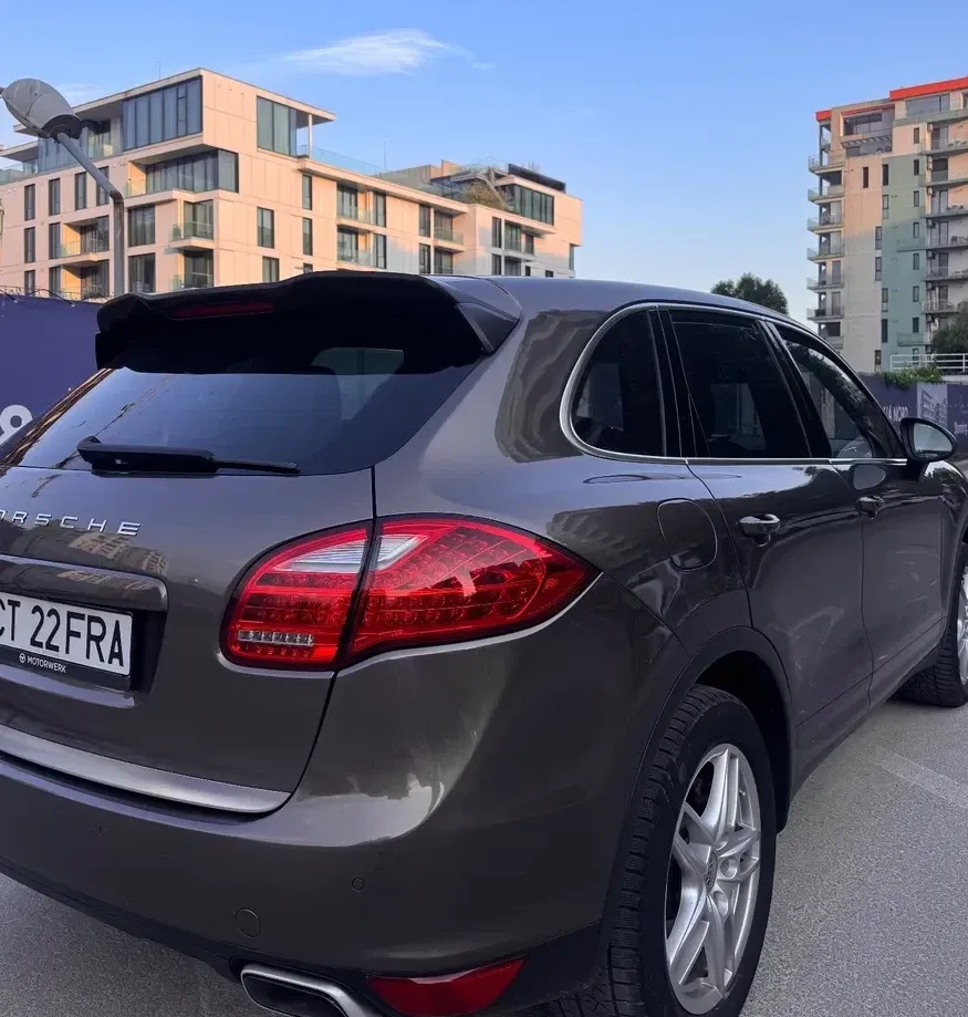 Porsche Cayenne — imagine 6