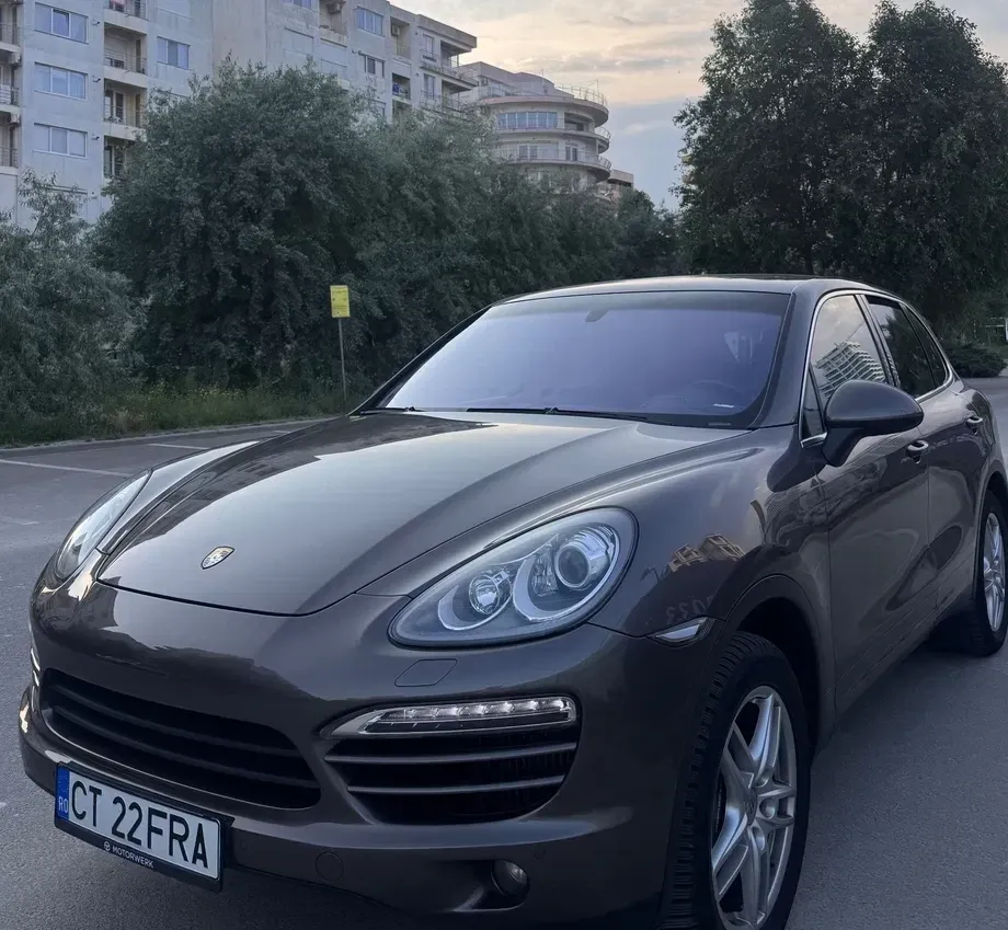 Porsche Cayenne — imagine 2