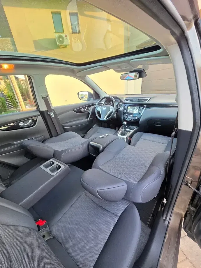 Nissan Qashqai II 1.6 DCI Start/Stop Tekna — imagine 3