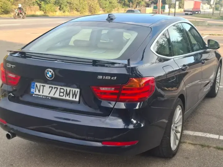 BMW Seria 3 318d