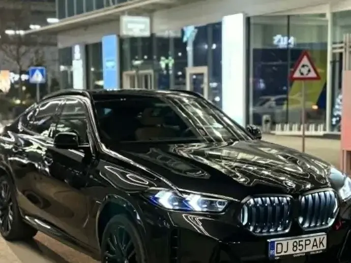 BMW X6 G06