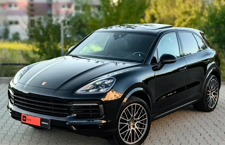 Porsche Cayenne Standard — imagine 2