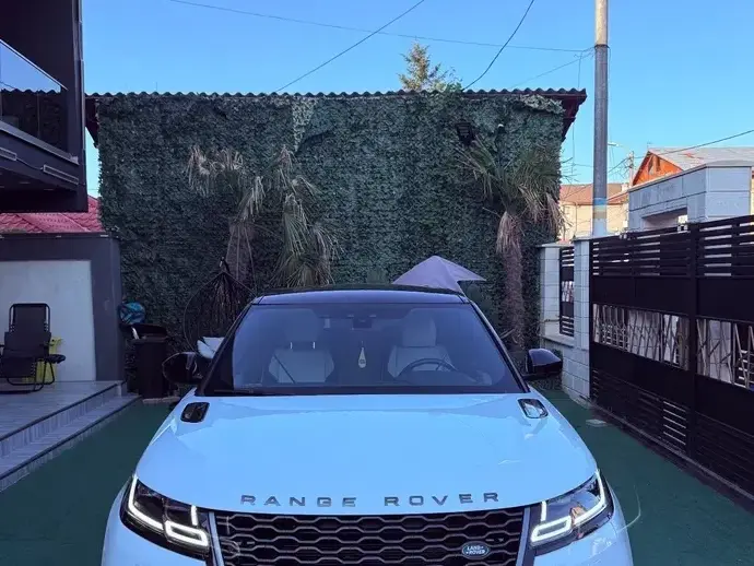 Land Rover Range Rover Velar 3.0 R-Dynamic S