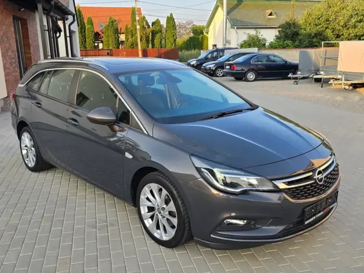 Opel Astra K 1.6 D Selection