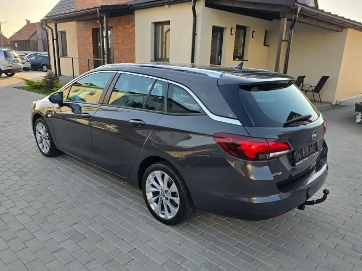 Opel Astra K 1.6 D Selection
