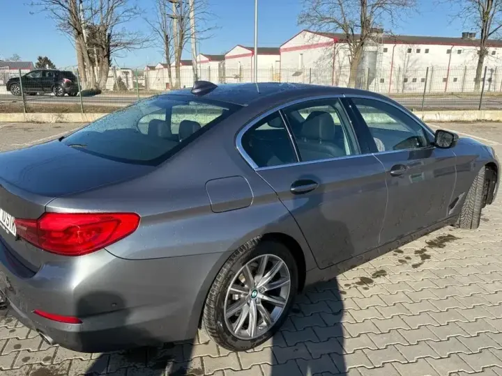 BMW Seria 5 G30/G31 520d xDrive AT