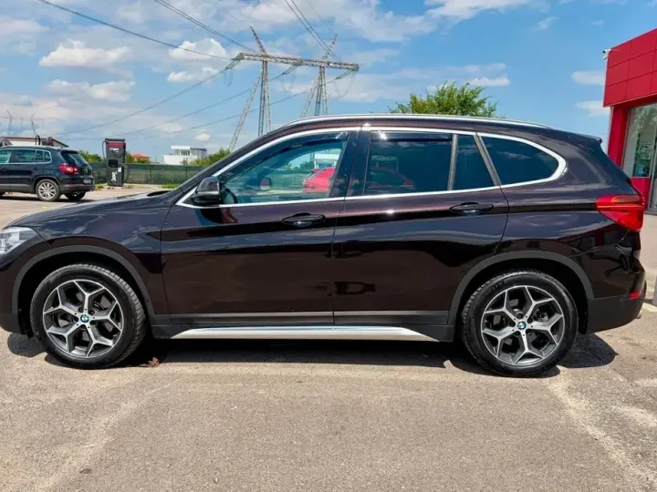 BMW X1 F48 sDrive20i AT xLine