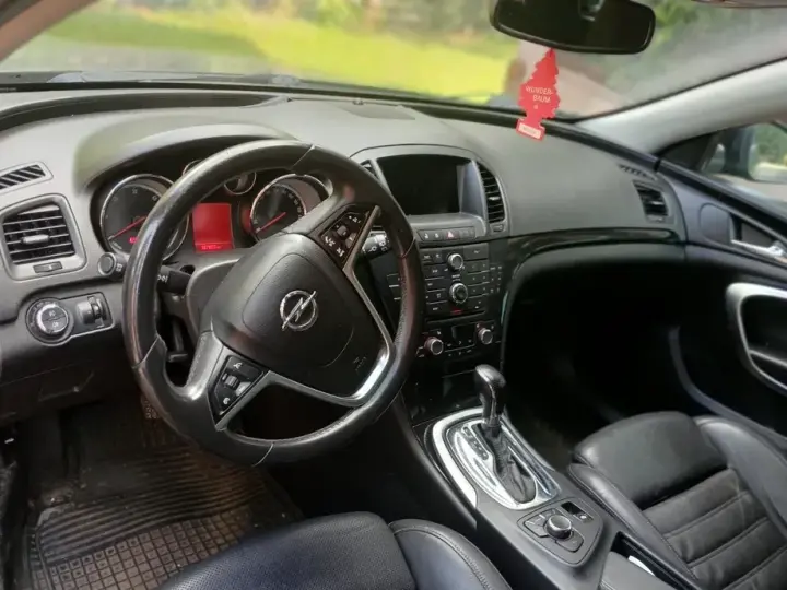 Opel Insignia A 2.0 CDTI ECOTEC 4X4 Country Aut.
