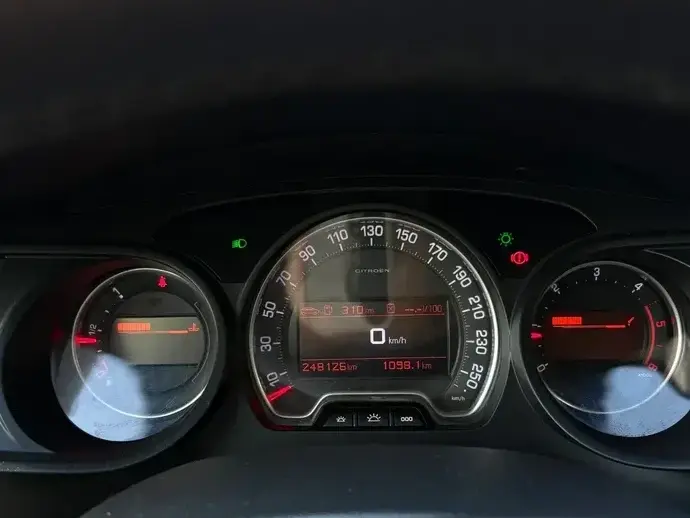 Citroën C5 II 2.0 HDI BVM6 H3+ Exclusive