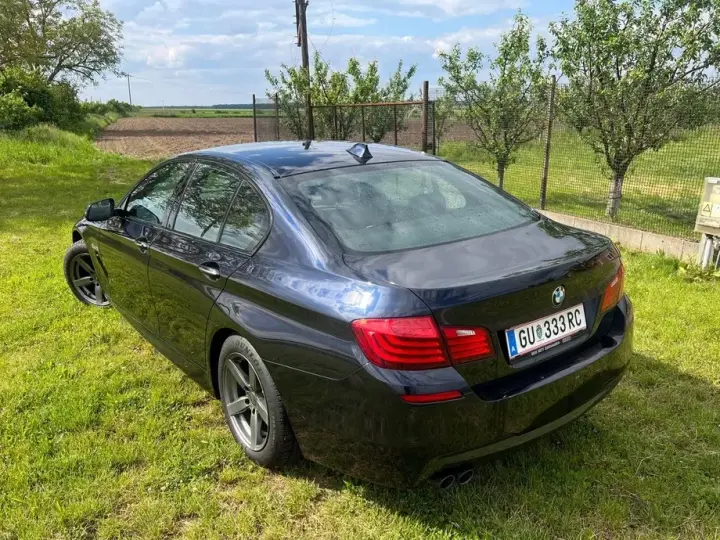 BMW Seria 5 F10/F11/F07 520d EfficientDynamics Edition AT