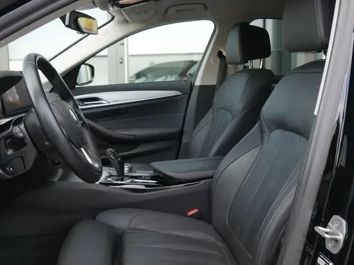 BMW Seria 5 545e xDrive Aut.