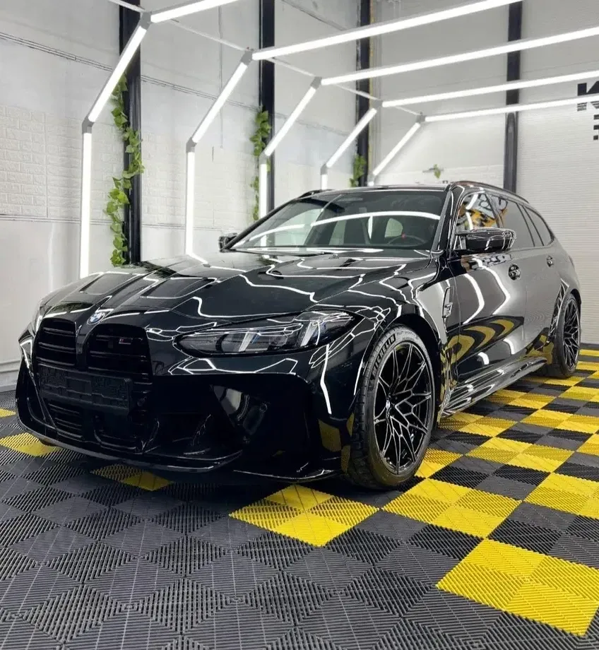 BMW M3 G80 Competition M xDrive — imagine 4
