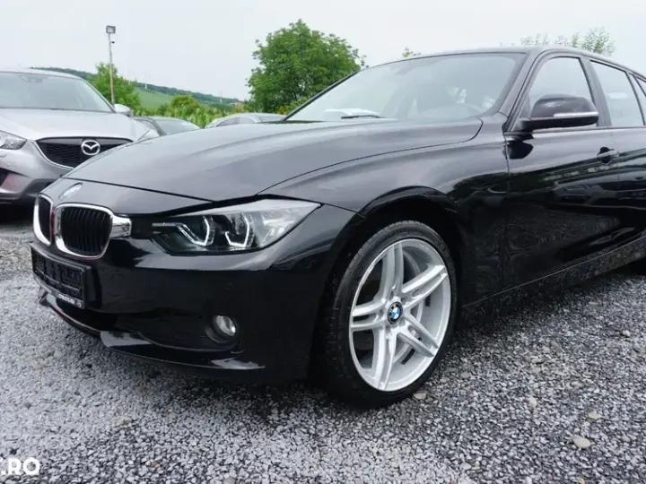 BMW Seria 3 F30/F31/F34 [2011 - 2019] 318d Aut. Blue Performance