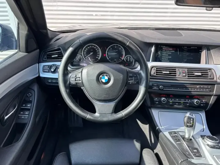 BMW Seria 5 F10/F11/F07 520d Aut. Luxury Line